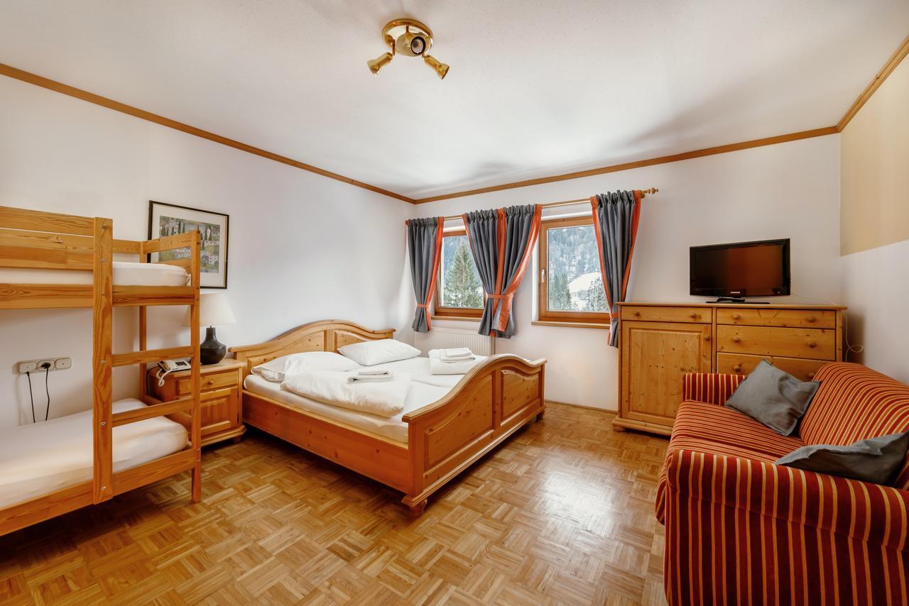 Hotel Pillerseehof Санкт Улрих ам Пилерзее Стая снимка