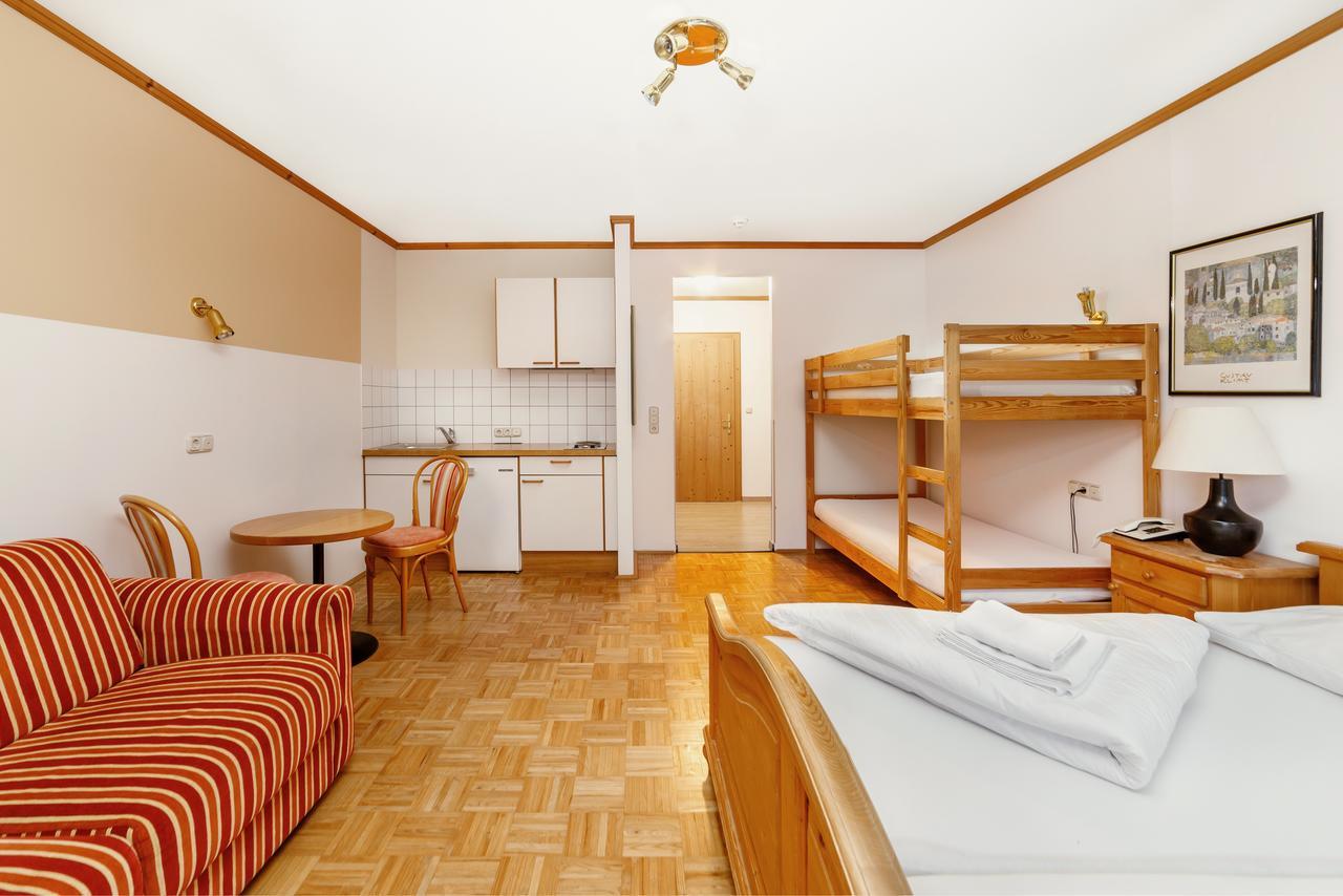 Hotel Pillerseehof Санкт Улрих ам Пилерзее Стая снимка